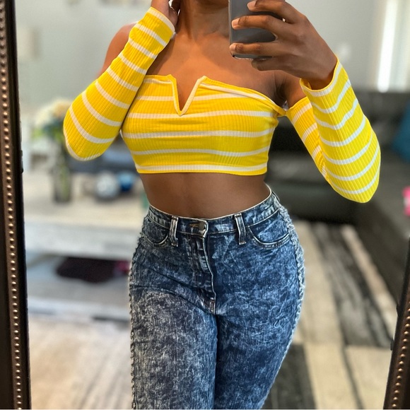 Stretchy Yellow and White Striped V Neck Long Sleeved Crop Top, Brand New - Picture 2 of 4